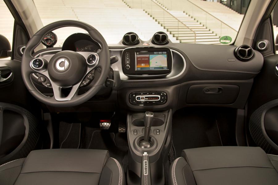 Торпедо Smart ForTwo Tailor Made Cabrio by Brabus 2016 года  (фото 1 из 40)